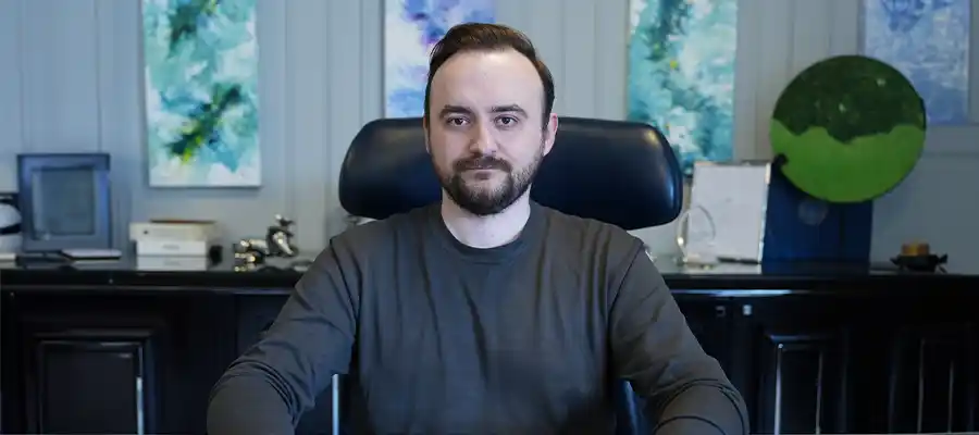 Dr. Noyan Süalp