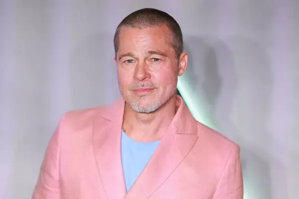 Does Brad Pitt Get Hair Transplants? 5 Does Brad Pitt Get Hair Transplants?